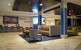 Holiday Inn Express & Suites Franklin - Berry Farms, An Ihg Hotel